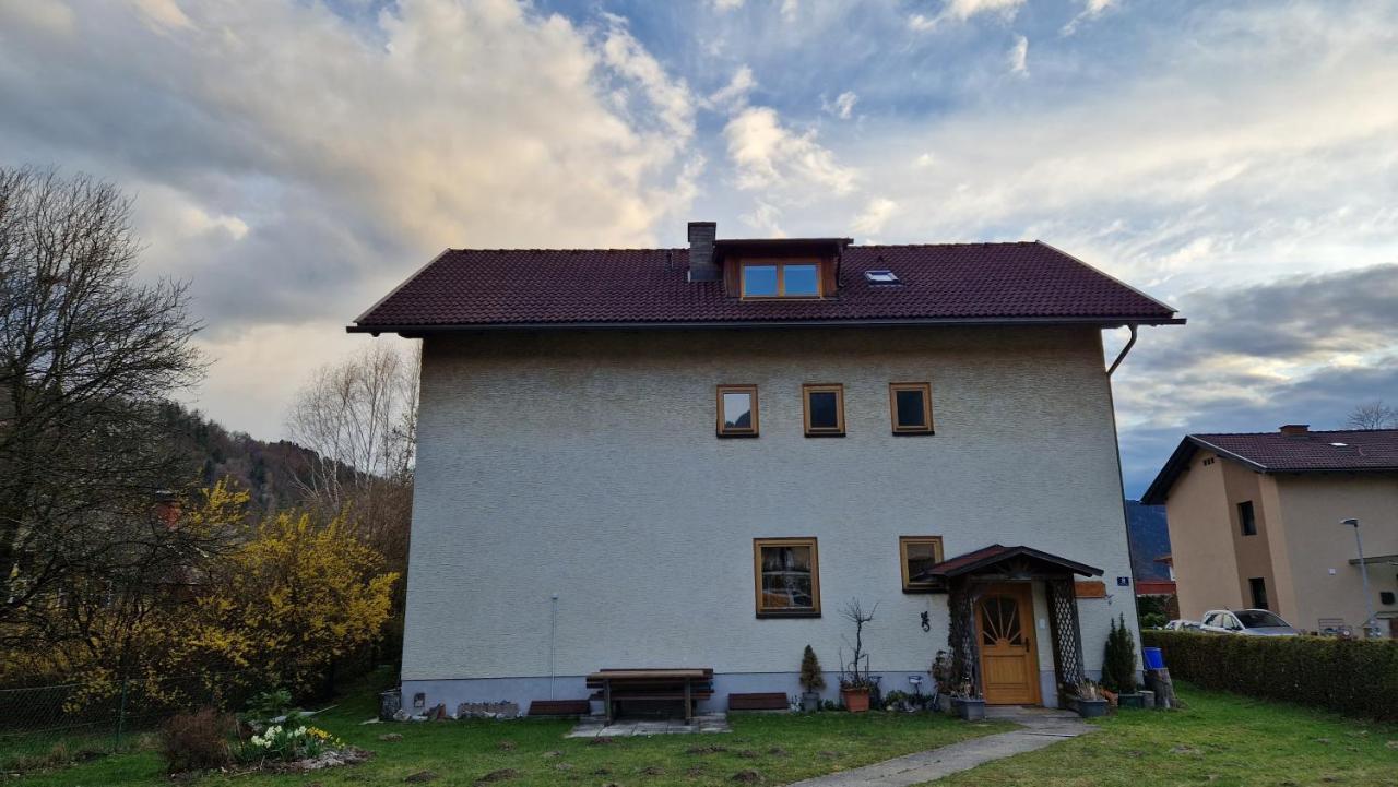 Angerpartments-Sonnige Grosse Wohnung Mit Balkon Und Kostenlosen Parkplatz โดบริอาค ภายนอก รูปภาพ